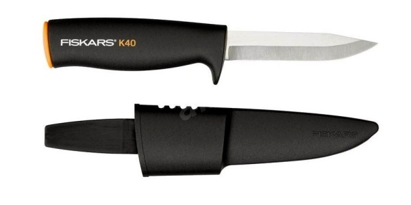 univerzální kuchyňský nůž fiscars