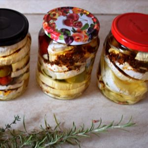nakládaný hermelín recept