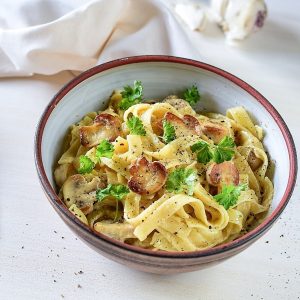 těstoviny se žampiony a smetanou recept