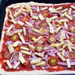 domácí pizza na plech
